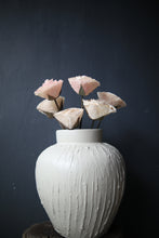 Load image into Gallery viewer, Mabel Vase