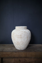 Load image into Gallery viewer, Dessie Vase