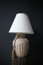 Load image into Gallery viewer, Sophia Lamp