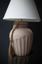 Load image into Gallery viewer, Sophia Lamp