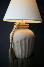Load image into Gallery viewer, Sophia Lamp