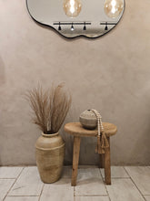 Load image into Gallery viewer, Wood Stool