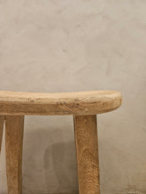 Load image into Gallery viewer, Wood Stool