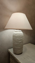 Load image into Gallery viewer, Felix Lamp