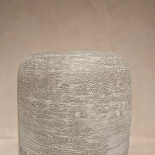 Load image into Gallery viewer, Finn Vase