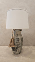 Load image into Gallery viewer, Lucian Lamp
