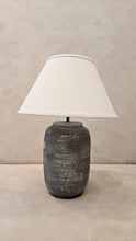 Load image into Gallery viewer, Finn Lamp