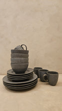 Load image into Gallery viewer, Harriet 16pc Dinnerware Set