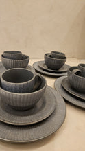 Load image into Gallery viewer, Harriet 16pc Dinnerware Set
