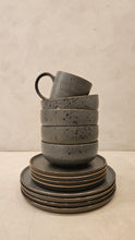 Load image into Gallery viewer, Gunther 16pc Dinnerware Set