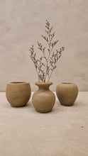 Load image into Gallery viewer, Mini Vase Set in Beige