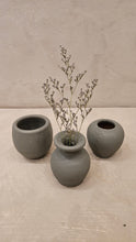 Load image into Gallery viewer, Mini Vase Set in Gray