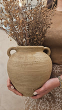 Load image into Gallery viewer, Byron Jar in Beige