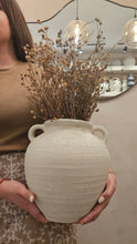 Load image into Gallery viewer, Byron Jar in White