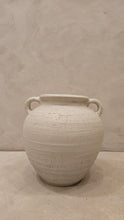 Load image into Gallery viewer, Byron Jar in White