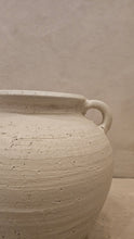 Load image into Gallery viewer, Byron Jar in White