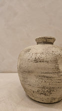 Load image into Gallery viewer, Sierra Deformed Vase Vintage