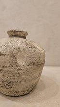 Load image into Gallery viewer, Sierra Deformed Vase Vintage