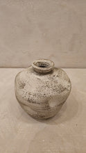 Load image into Gallery viewer, Sierra Deformed Vase Vintage