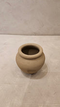 Load image into Gallery viewer, Bangga Vase -Plain