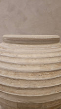 Load image into Gallery viewer, Marion Vase