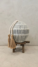 Load image into Gallery viewer, Charlotte Vase