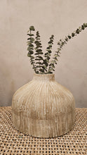 Load image into Gallery viewer, Clem Vase Vintage