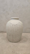 Load image into Gallery viewer, Cleona Vase in White