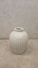 Load image into Gallery viewer, Cleona Vase in White
