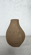 Load image into Gallery viewer, Elton Vase Large