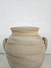 Load image into Gallery viewer, Blanche Vase