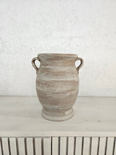Load image into Gallery viewer, Fiona Vase