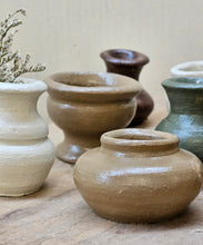 Load image into Gallery viewer, 9-PC Mini Vase Set