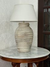 Load image into Gallery viewer, Zelda Lamp