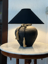 Load image into Gallery viewer, Caldera Lamp in Black