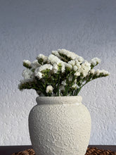 Load image into Gallery viewer, Vase and Flower Set