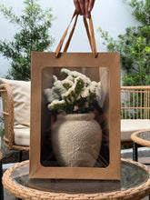 Load image into Gallery viewer, Vase and Flower Set