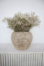 Load image into Gallery viewer, Florian Vase
