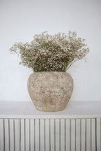 Load image into Gallery viewer, Florian Vase