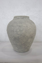 Load image into Gallery viewer, Killian Vase