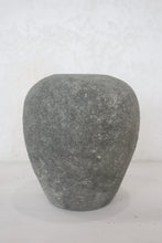 Load image into Gallery viewer, Miles Vase