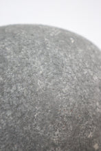 Load image into Gallery viewer, Miles Vase