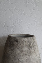 Load image into Gallery viewer, Doris Jar in Brown