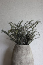 Load image into Gallery viewer, Doris Jar in Brown