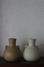 Load image into Gallery viewer, Quinn Jar