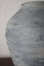 Load image into Gallery viewer, Alaric Vase