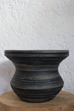 Load image into Gallery viewer, Ellie Vase in Black