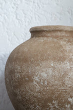 Load image into Gallery viewer, Marlowe Vase