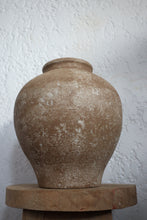 Load image into Gallery viewer, Marlowe Vase