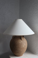 Load image into Gallery viewer, Isadora Lamp in Brown